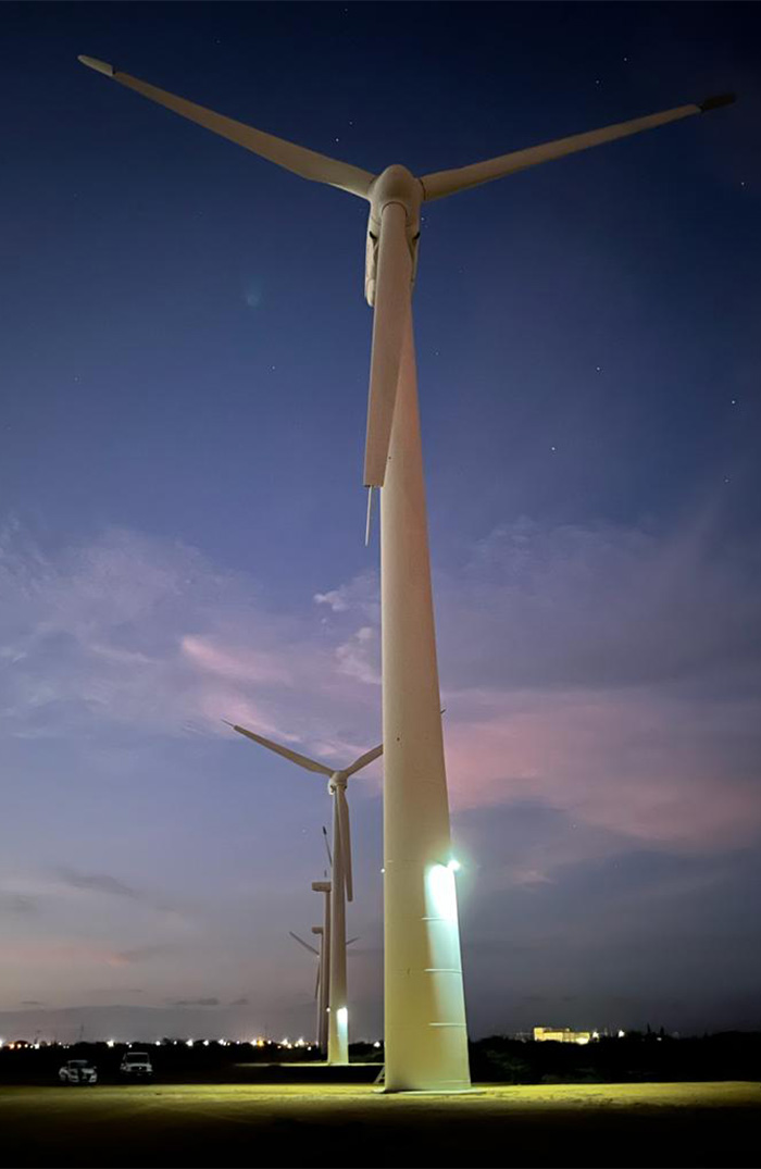All-in-one solar street lights installed at a height of 10 meters of wind power towers in Africa